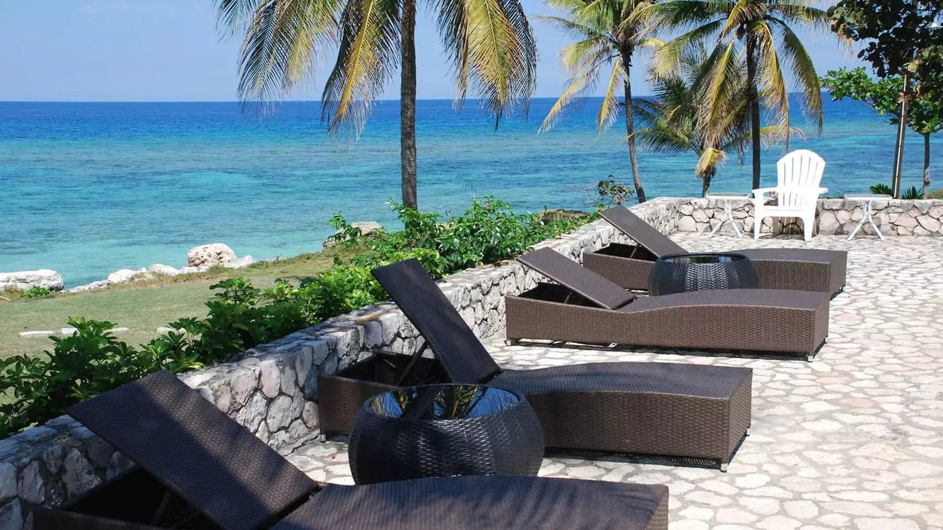 Willa Nianna Coral Bay Stunning Townhouse Montego Bay